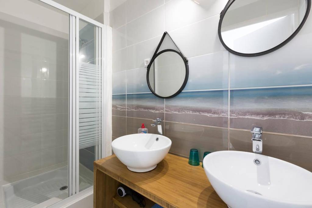 Chambres D'Hotes - Les Palmiers Corseul Exteriör bild